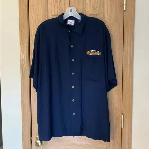 michigan wolverines dress shirt Men's Antigua Gray Michigan Wolverines Ellis Woven Tri-Blend Long Sleeve Button-Down Shirt Size: 2XL